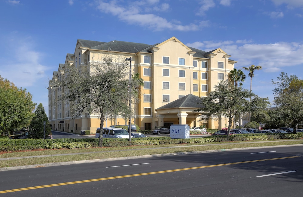 staySky Suites - I Drive Orlando — Hotel building in Orlando, Florida