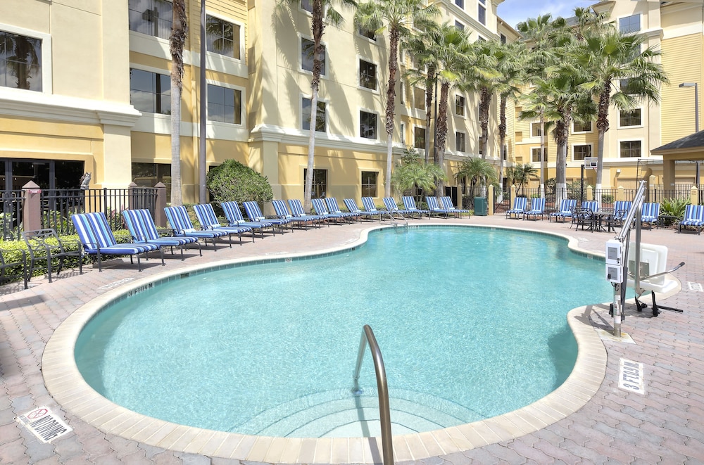 staySky Suites - I Drive Orlando — Swimming pool in Orlando, Florida