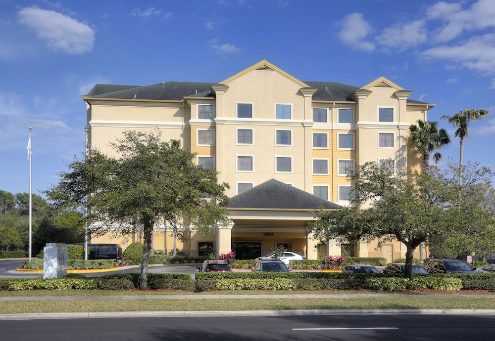 staySky Suites - I Drive Orlando — Hotel building in Orlando, Florida