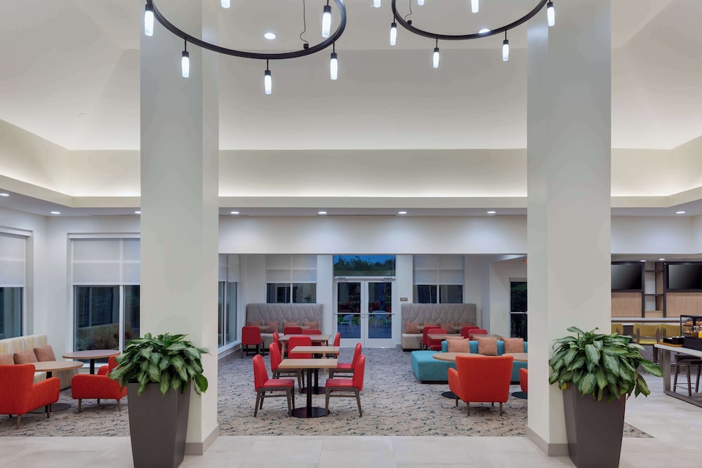 Hilton Garden Inn Orlando International Drive North — Restaurant & bars in Orlando, Florida