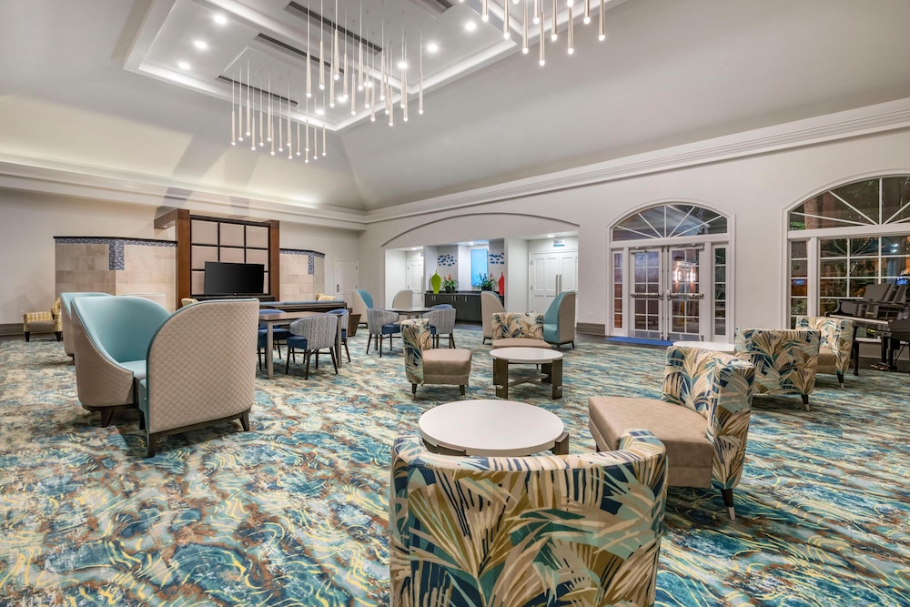 Hilton Grand Vacations Club SeaWorld® Orlando — Hotel building in Orlando, Florida