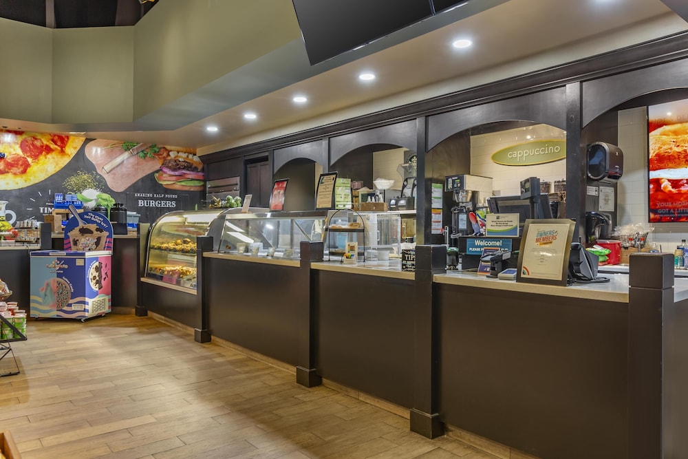 Hilton Grand Vacations Club SeaWorld® Orlando — Restaurant & bars in Orlando, Florida