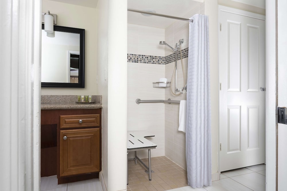 Hilton Grand Vacations Club SeaWorld® Orlando — Hotel rooms in Orlando, Florida