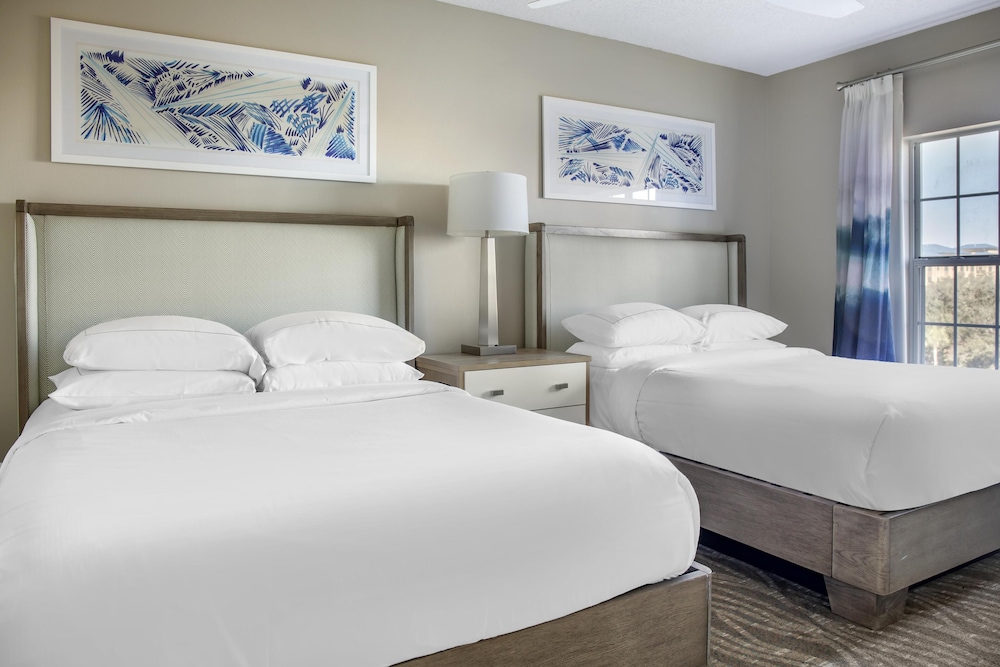 Hilton Grand Vacations Club SeaWorld® Orlando — Hotel rooms in Orlando, Florida