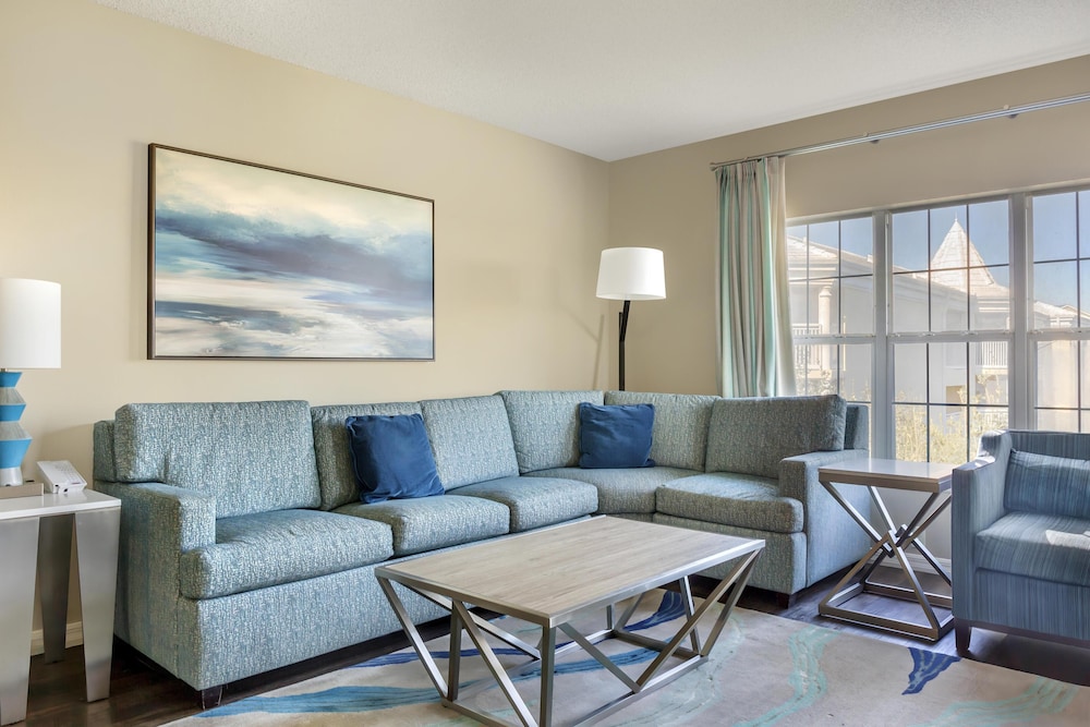 Hilton Grand Vacations Club SeaWorld® Orlando — Hotel rooms in Orlando, Florida