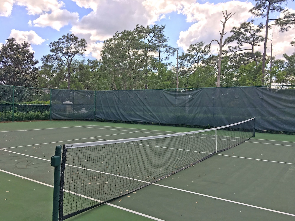 Hilton Grand Vacations Club Parc Soleil Orlando — Sports & recreation in Orlando, Florida