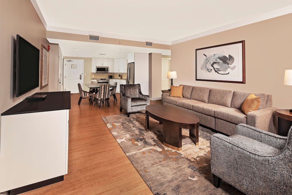 Hilton Grand Vacations Club Parc Soleil Orlando — Hotel rooms in Orlando, Florida