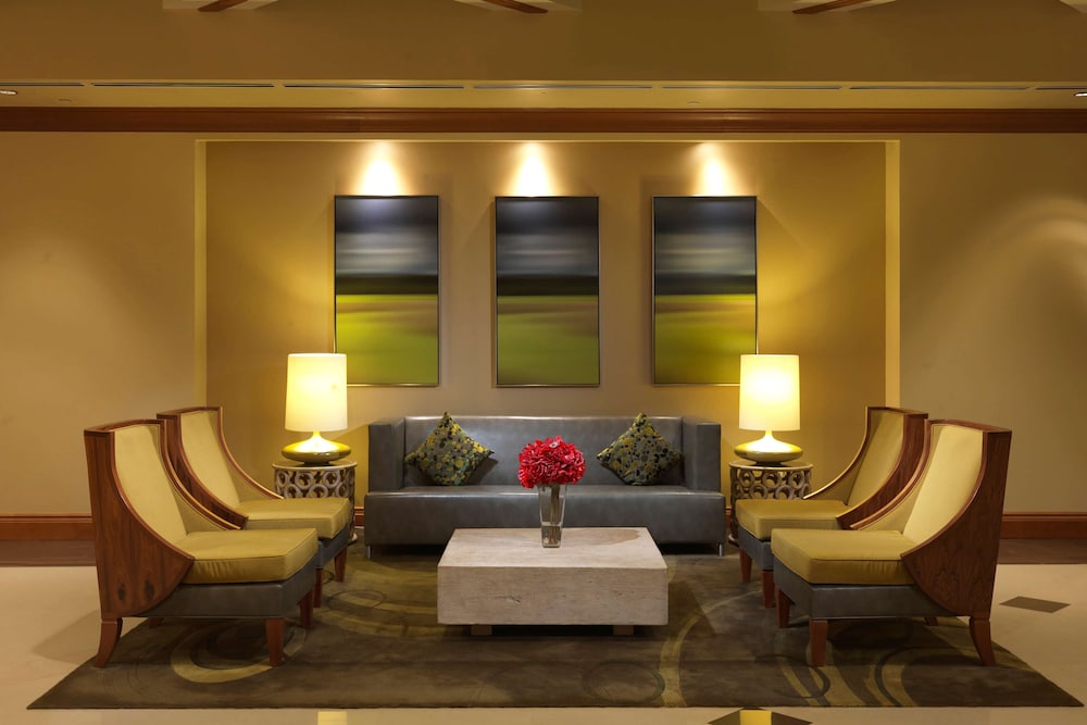 Hilton Grand Vacations Club Parc Soleil Orlando — Hotel rooms in Orlando, Florida