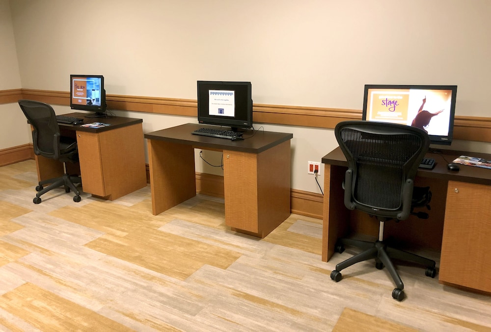 Hilton Grand Vacations Club Parc Soleil Orlando — Hotel building in Orlando, Florida