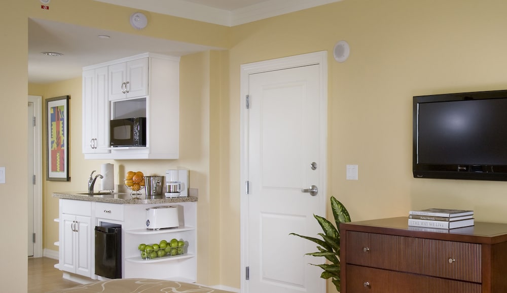 Hilton Grand Vacations Club Parc Soleil Orlando — Hotel rooms in Orlando, Florida