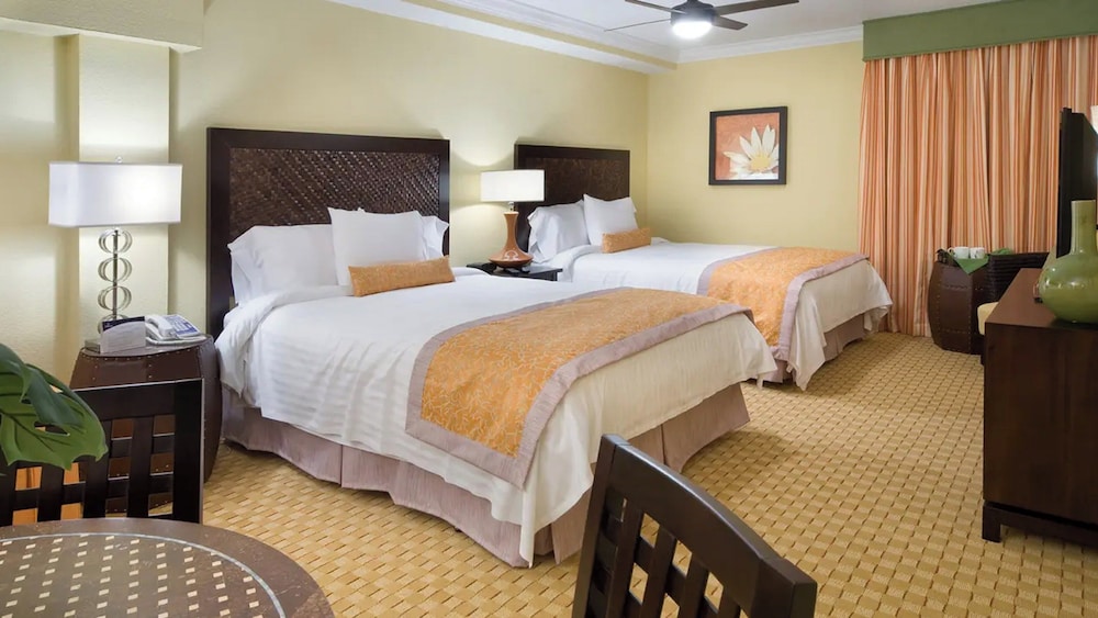 Holiday Inn Club Vacations at Orange Lake Resort by IHG — Hotel rooms in Winter Garden, Florida