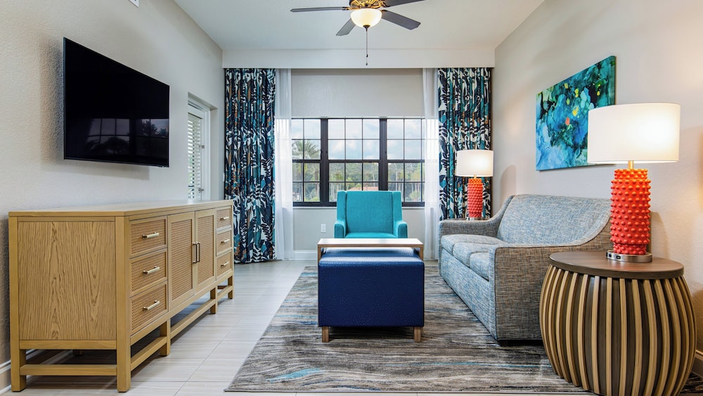 Holiday Inn Club Vacations at Orange Lake Resort by IHG — Hotel rooms in Winter Garden, Florida