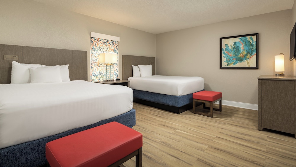 Holiday Inn Club Vacations at Orange Lake Resort by IHG — Hotel rooms in Winter Garden, Florida