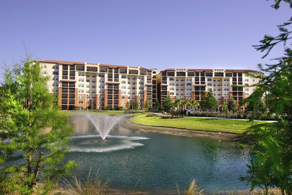 Holiday Inn Club Vacations at Orange Lake Resort by IHG — Hotel building in Winter Garden, Florida