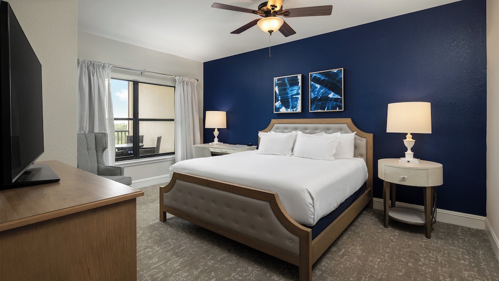 Holiday Inn Club Vacations at Orange Lake Resort by IHG — Hotel rooms in Winter Garden, Florida