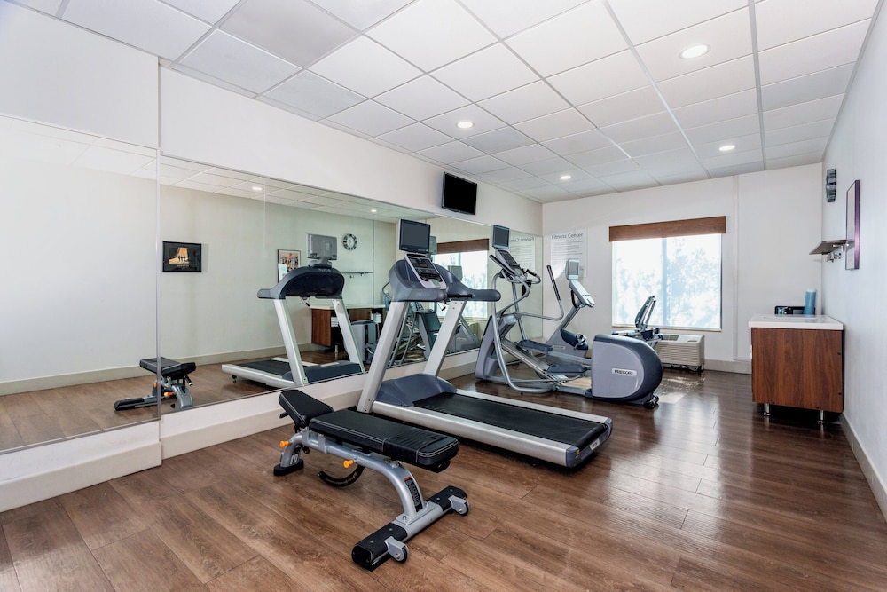 Holiday Inn Express & Suites, International Drive by IHG — Sports & recreation in Orlando, Florida