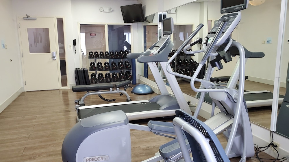 Holiday Inn Express & Suites, International Drive by IHG — Sports & recreation in Orlando, Florida