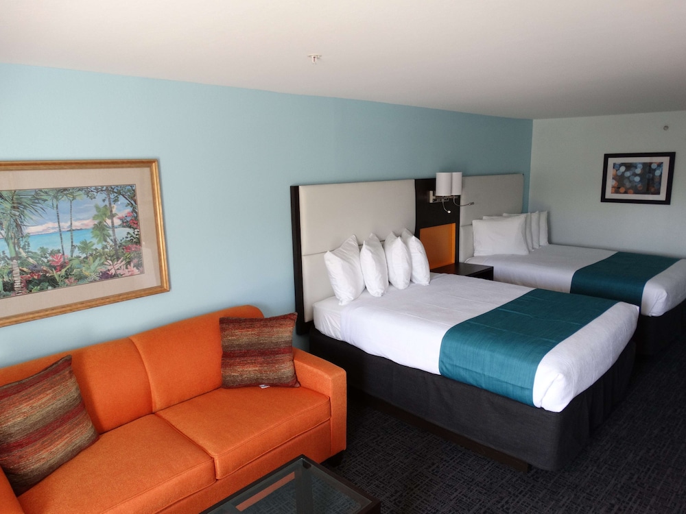 Best Western Plus Orlando Lake Buena Vista South Inn & Suites — Hotel rooms in Kissimmee, Florida