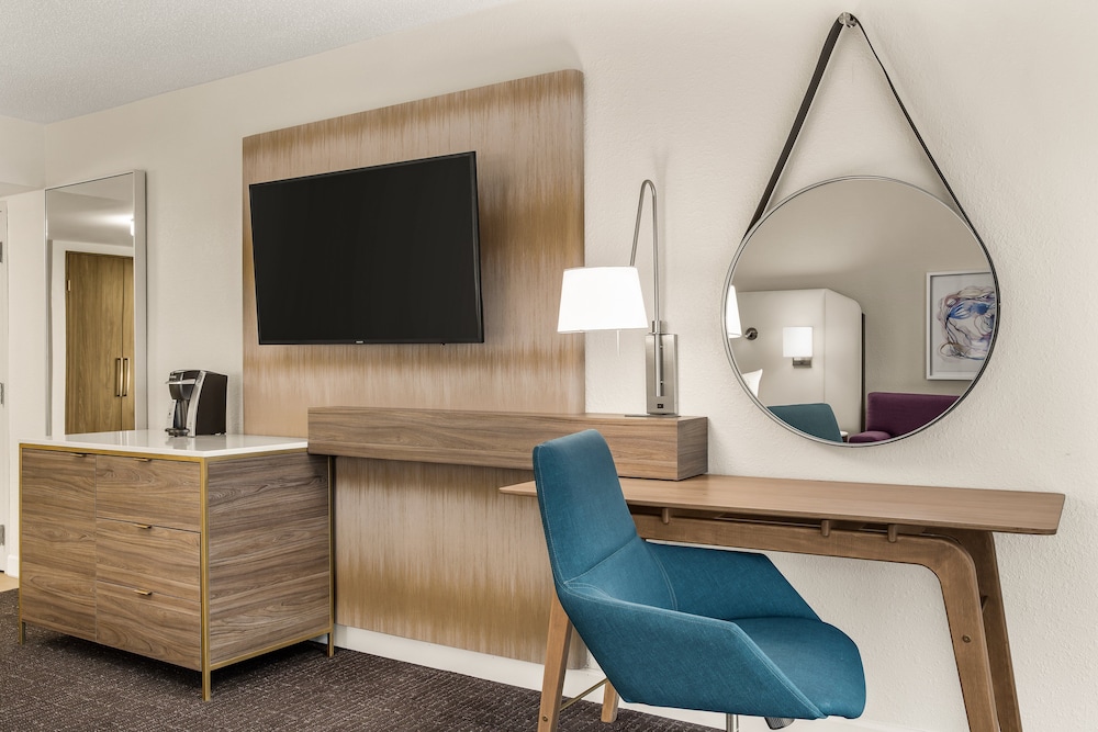 Crowne Plaza Orlando - Lake Buena Vista  by IHG — Hotel rooms in Orlando, Florida