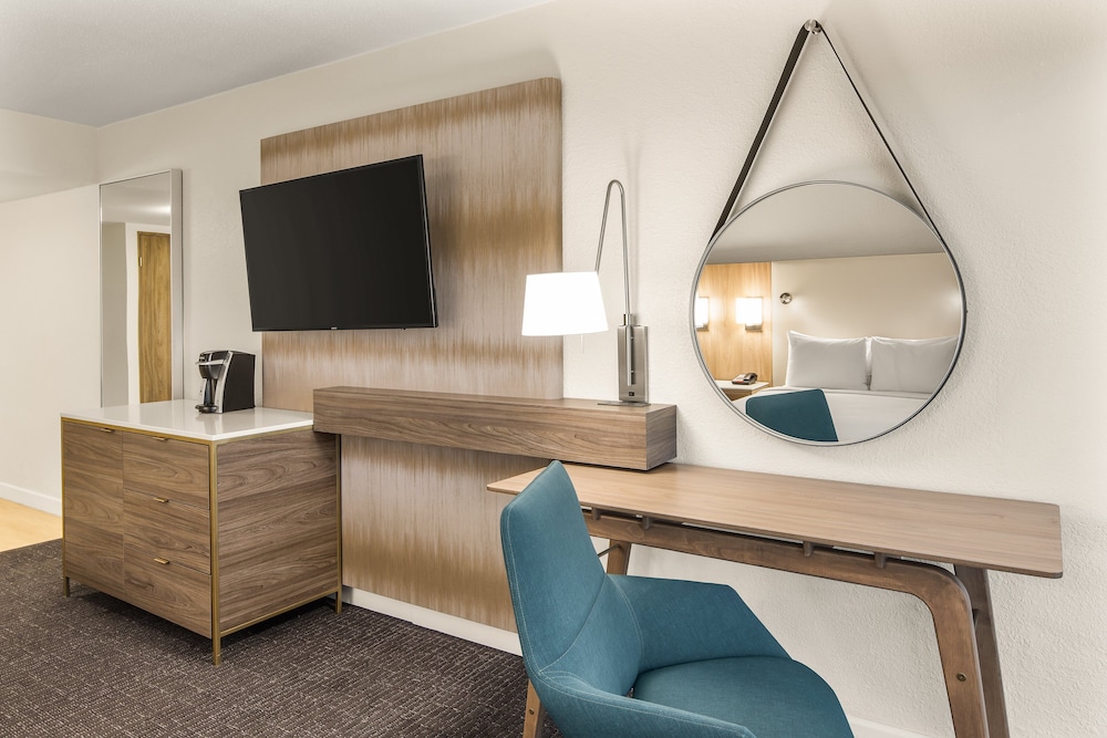 Crowne Plaza Orlando - Lake Buena Vista  by IHG — Hotel rooms in Orlando, Florida