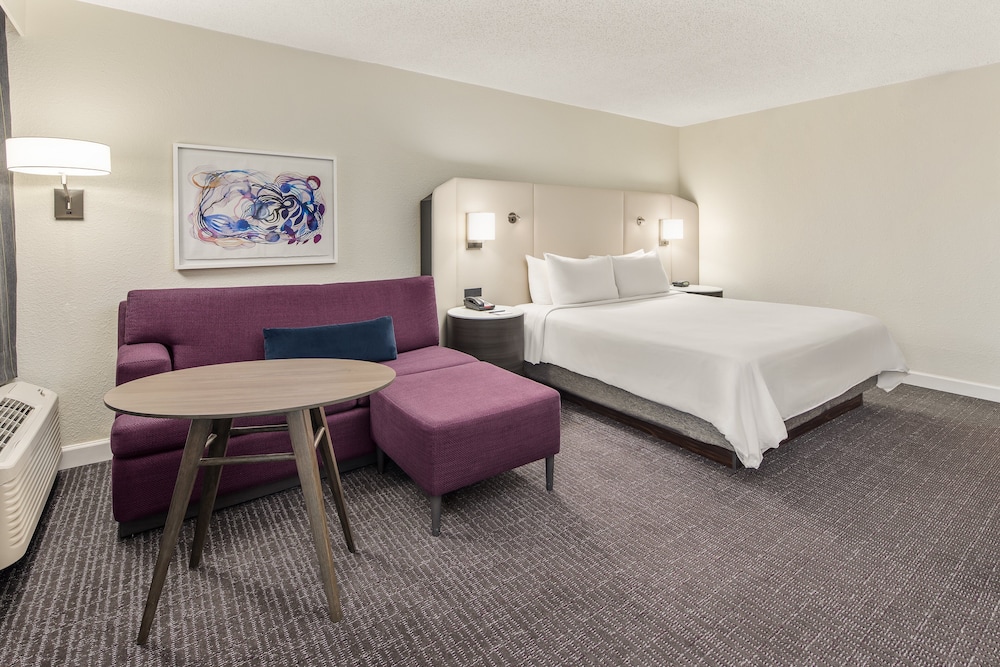 Crowne Plaza Orlando - Lake Buena Vista  by IHG — Hotel rooms in Orlando, Florida
