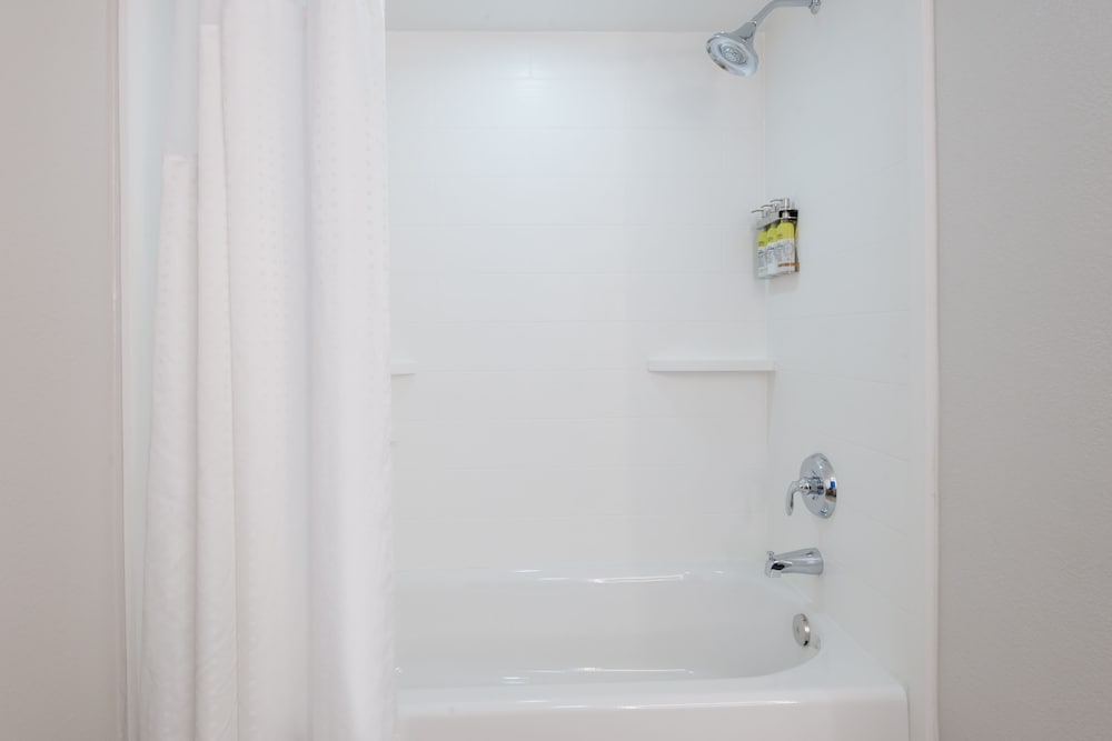 Holiday Inn Express & Suites Nearest Universal Orlando by IHG — Hotel rooms in Orlando, Florida