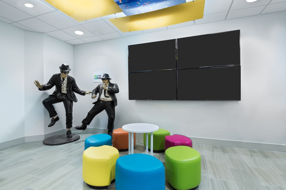 Holiday Inn Express & Suites Nearest Universal Orlando by IHG — Attractions for children in Orlando, Florida