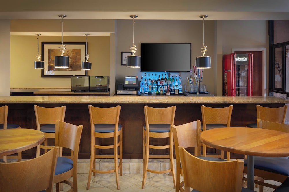 Holiday Inn & Suites Orlando SW - Celebration Area by IHG — Restaurant & bars in Kissimmee, Florida