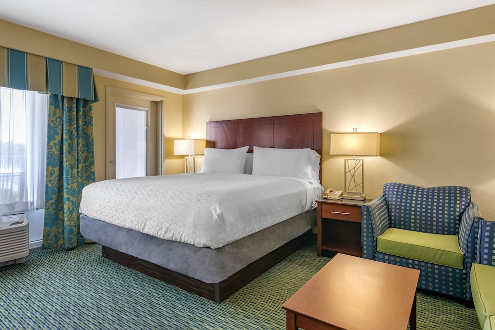Holiday Inn Resort Orlando - Lake Buena Vista by IHG — Hotel rooms in Orlando, Florida