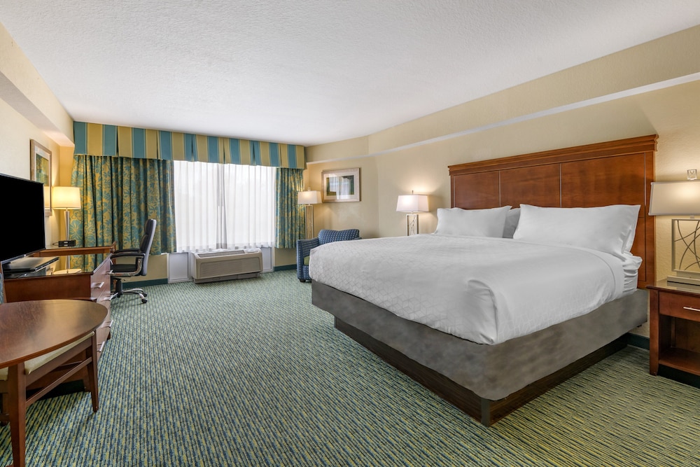Holiday Inn Resort Orlando - Lake Buena Vista by IHG — Hotel rooms in Orlando, Florida