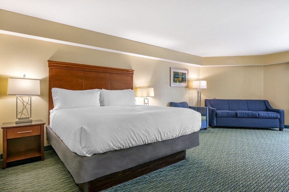 Holiday Inn Resort Orlando - Lake Buena Vista by IHG — Hotel rooms in Orlando, Florida