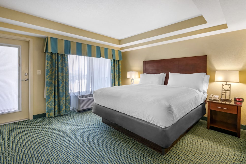 Holiday Inn Resort Orlando - Lake Buena Vista by IHG — Hotel rooms in Orlando, Florida