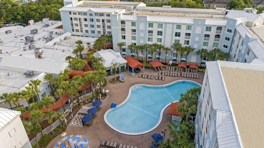 Holiday Inn Resort Orlando - Lake Buena Vista by IHG — Swimming pool in Orlando, Florida