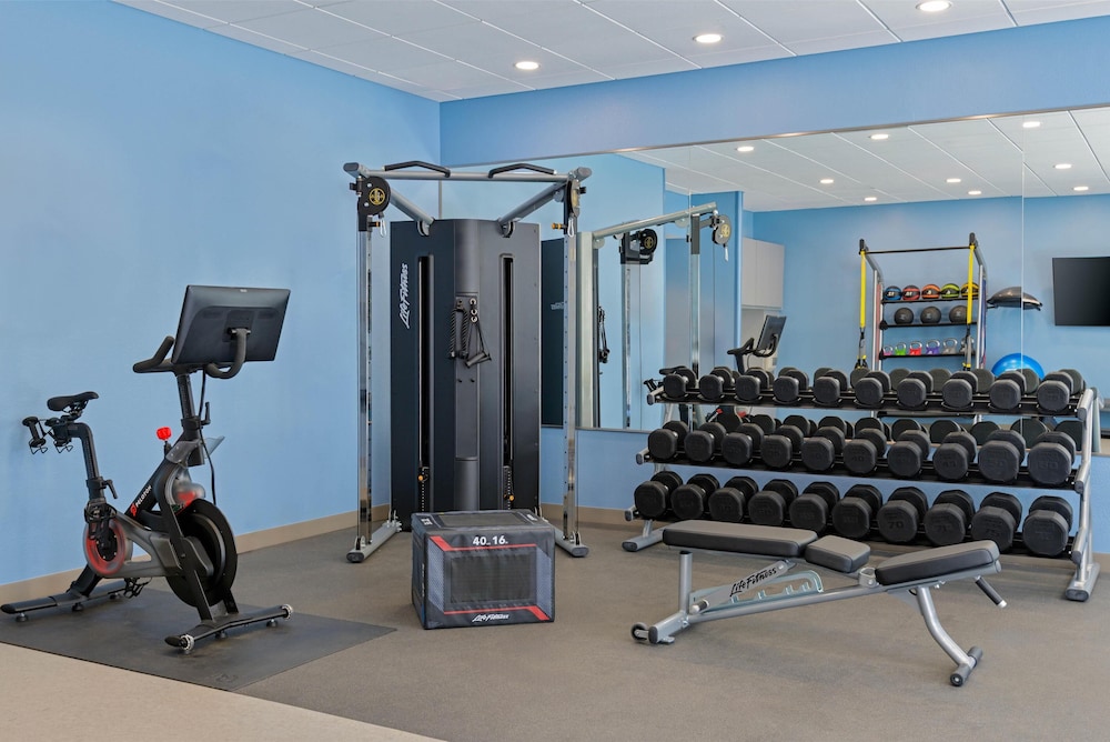 Homewood Suites by Hilton® Orlando-UCF Area — Sports & recreation in Orlando, Florida