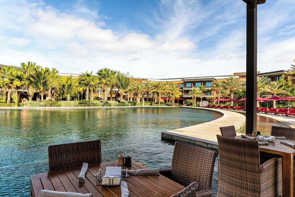 Hilton Cabo Verde Sal Resort — Restaurant & bars in Santa Maria