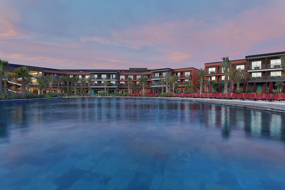 Hilton Cabo Verde Sal Resort — Hotel building in Santa Maria
