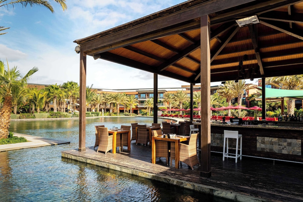 Hilton Cabo Verde Sal Resort — Restaurant & bars in Santa Maria