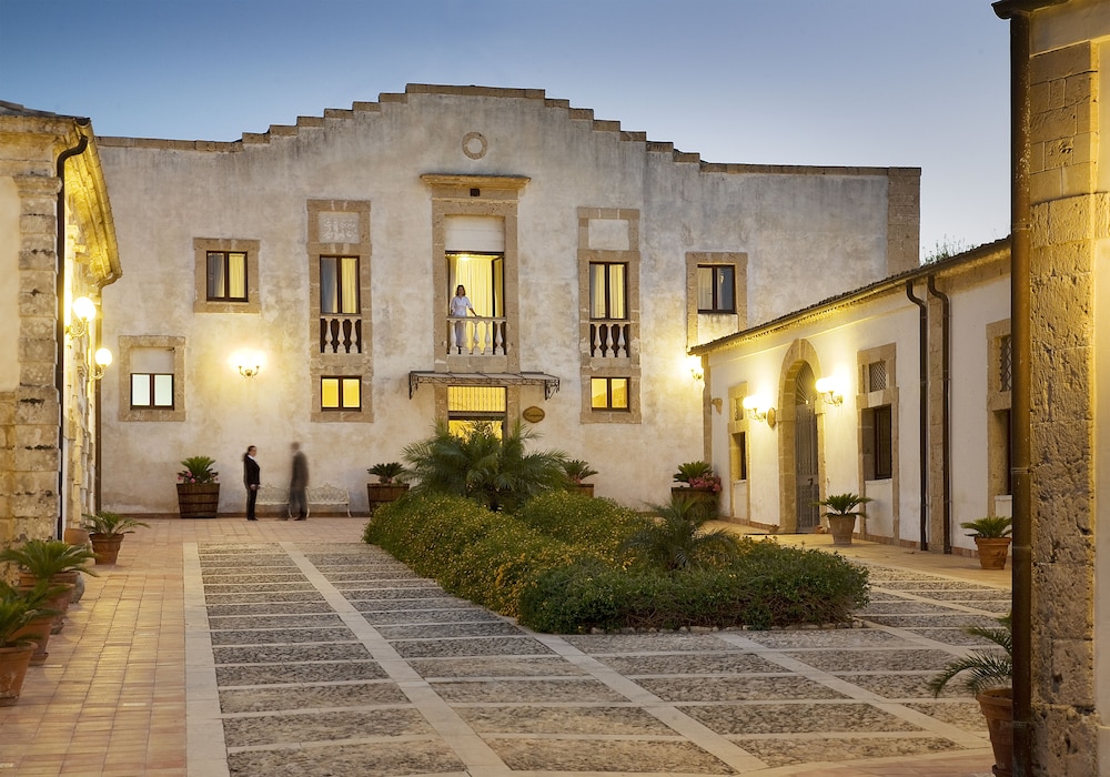 Hotel Villa Favorita - zdjęcie 3