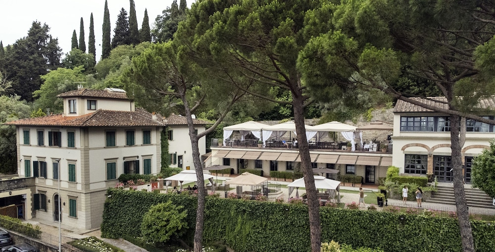 FH55 Hotel Villa Fiesole — Hotel building in Fiesole, Tuscany