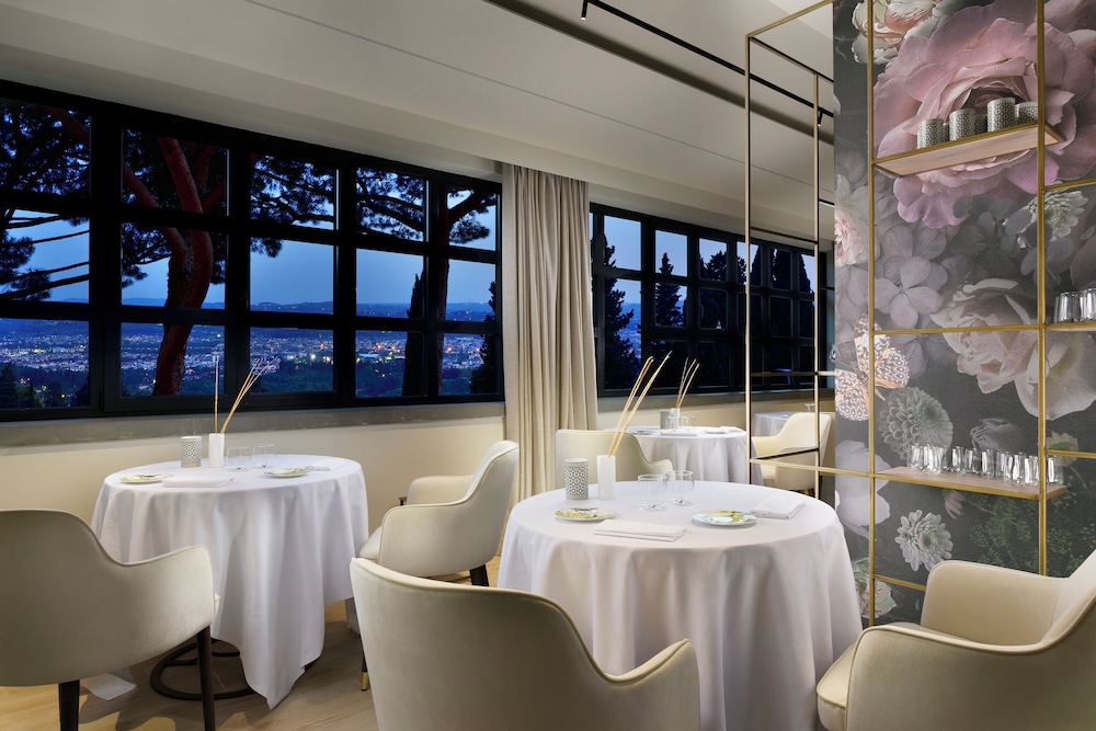 FH55 Hotel Villa Fiesole — Restaurant & bars in Fiesole, Tuscany