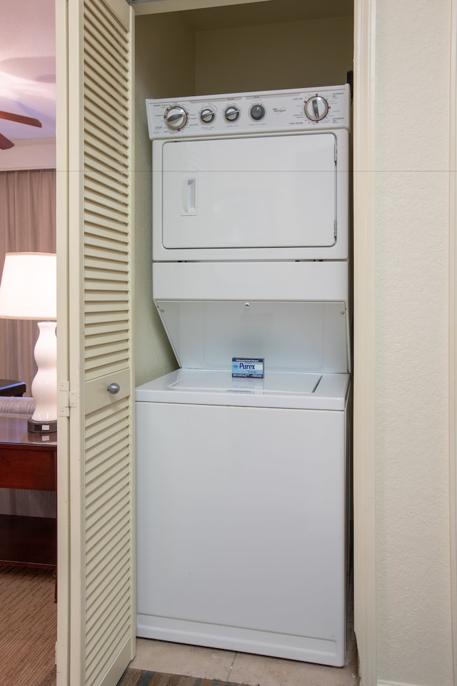 Lake Buena Vista Resort Village & Spa — Hotel rooms in Orlando, Florida