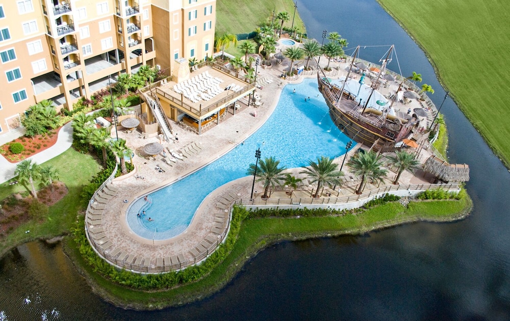 Lake Buena Vista Resort Village & Spa — Swimming pool in Orlando, Florida