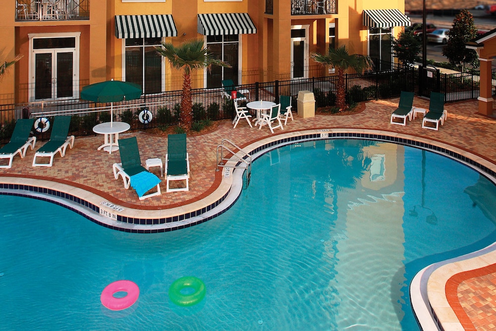 Lake Buena Vista Resort Village & Spa — Swimming pool in Orlando, Florida
