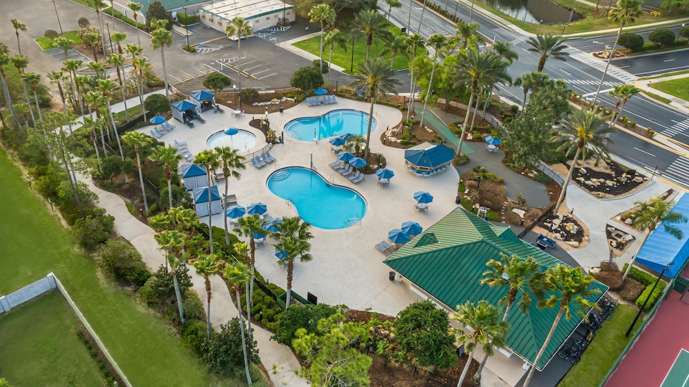 Hilton Vacation Club Mystic Dunes Orlando — Swimming pool in Kissimmee, Florida