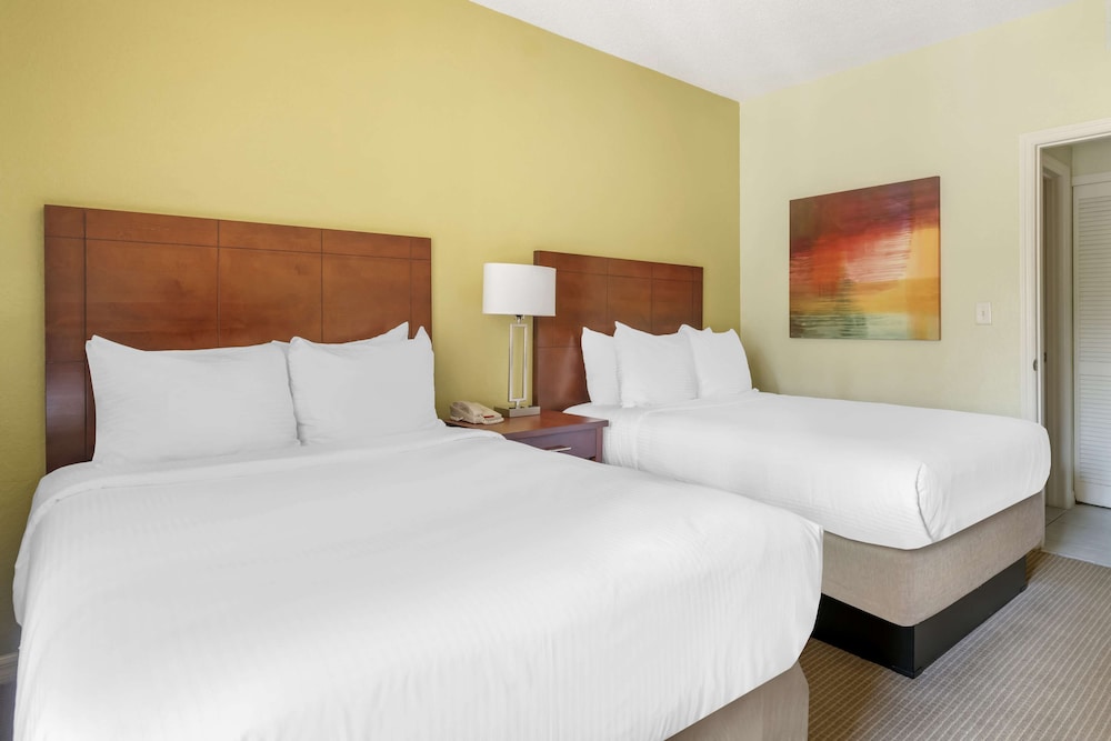 Hilton Vacation Club Mystic Dunes Orlando — Hotel rooms in Kissimmee, Florida