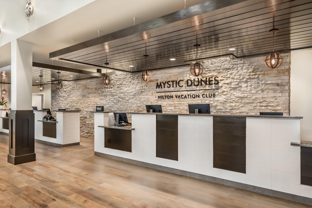 Hilton Vacation Club Mystic Dunes Orlando — Hotel building in Kissimmee, Florida