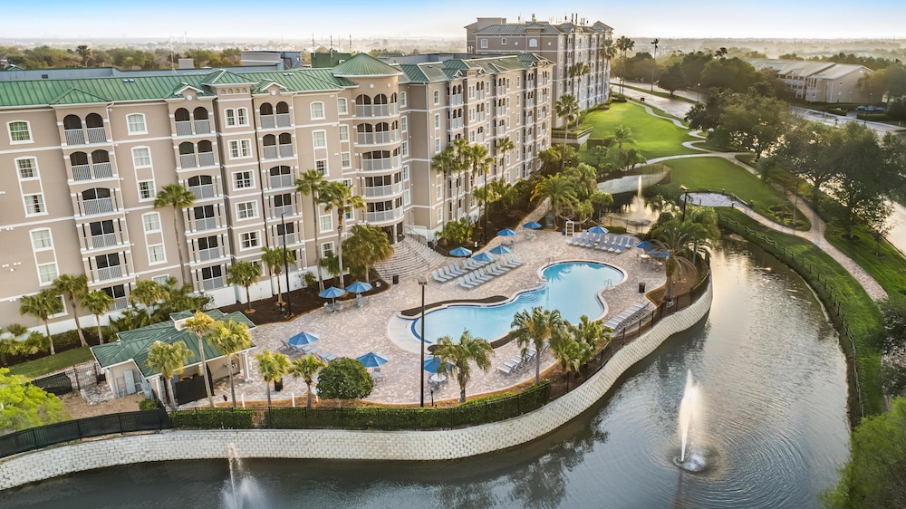 Hilton Vacation Club Mystic Dunes Orlando — Swimming pool in Kissimmee, Florida