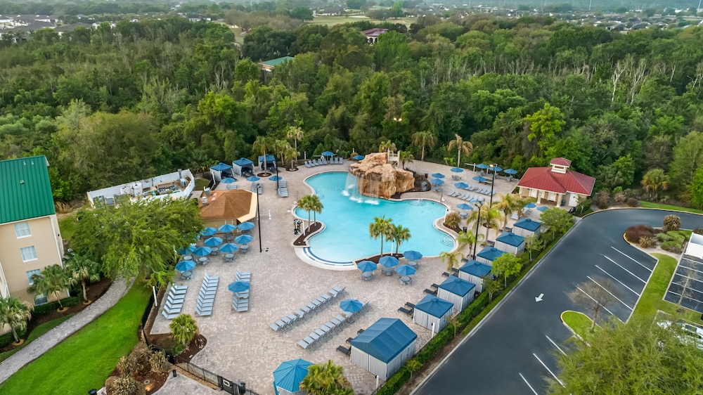 Hilton Vacation Club Mystic Dunes Orlando — Swimming pool in Kissimmee, Florida