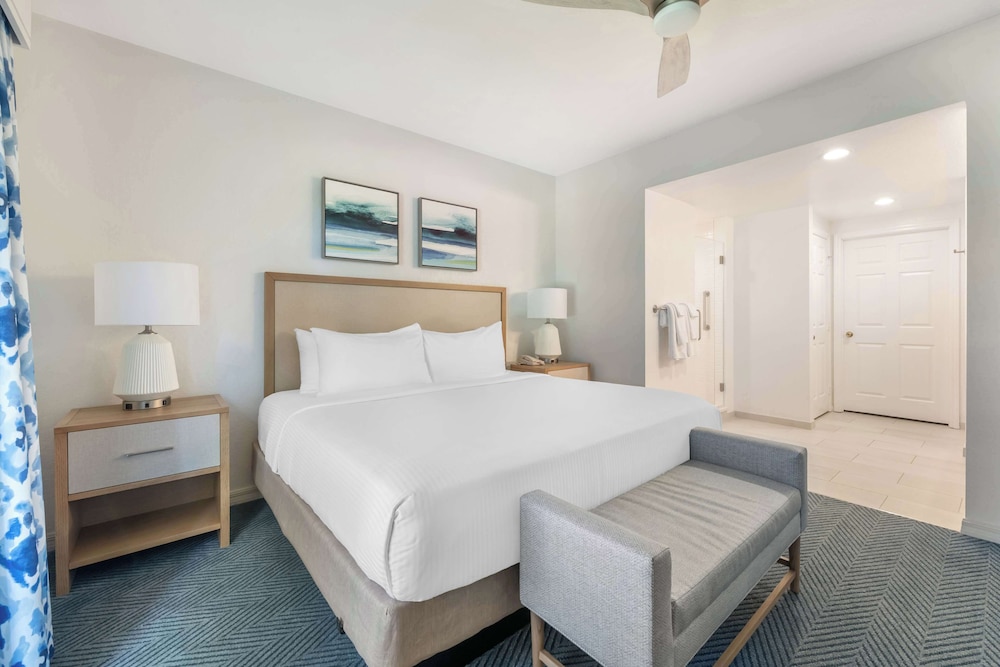 Hilton Vacation Club Mystic Dunes Orlando — Hotel rooms in Kissimmee, Florida