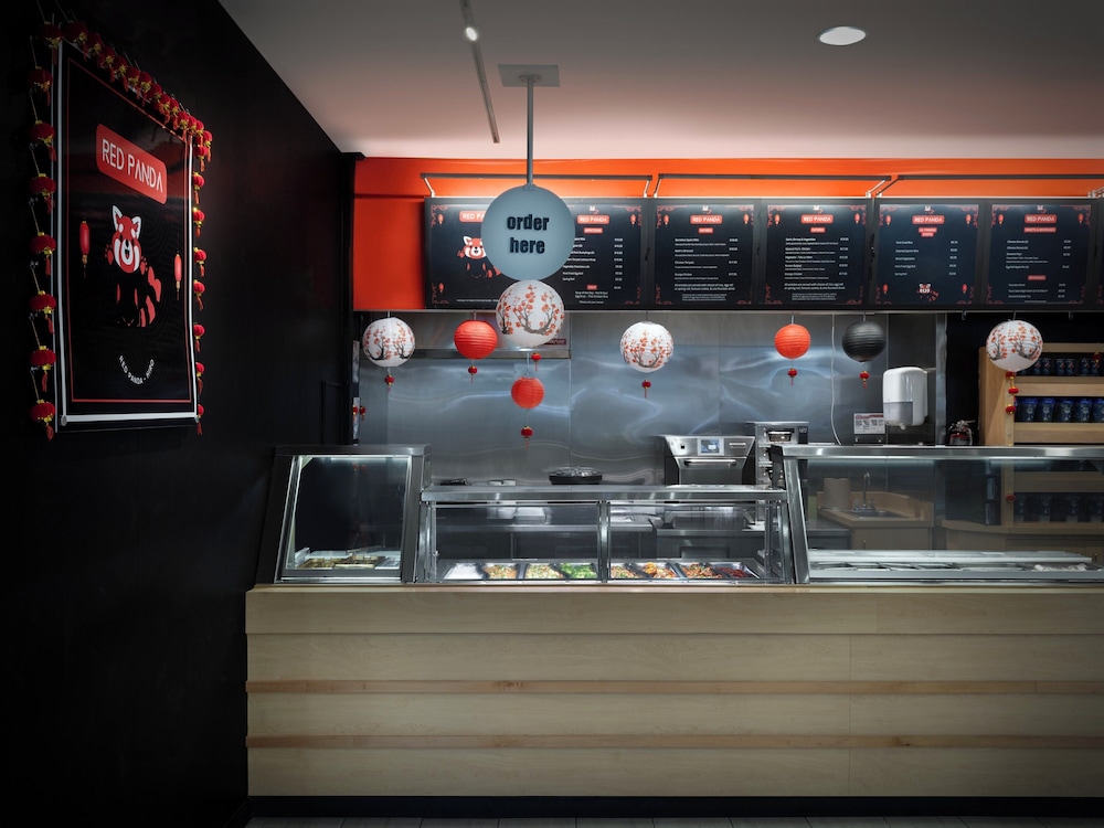 Holiday Inn Resort Orlando Suites - Waterpark by IHG — Restaurant & bars in Orlando, Florida